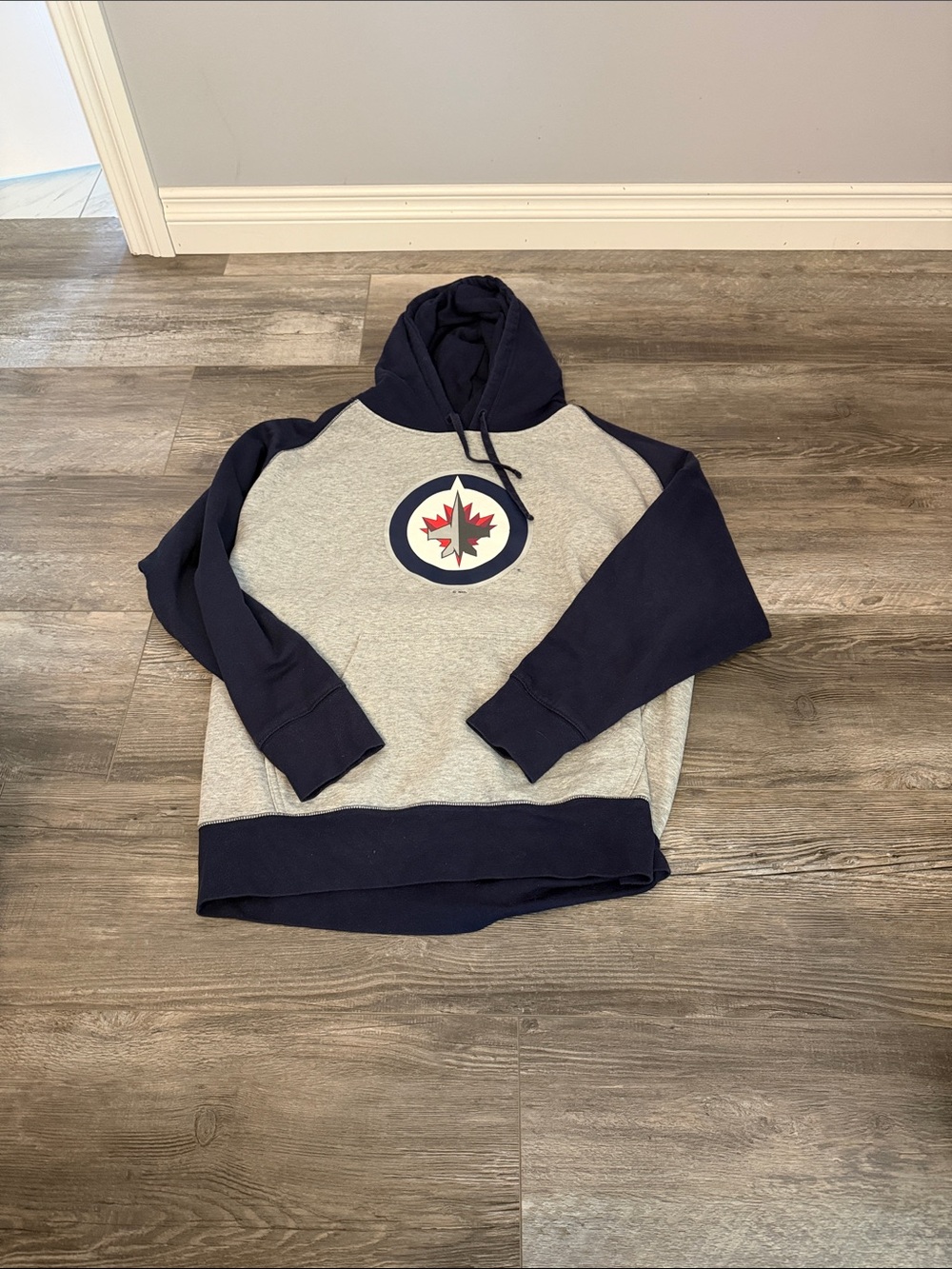 NHL Winnipeg Jets Grey & Navy Pullover Hoodie
